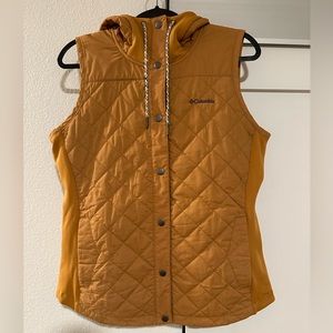 Quilted burnt orange Columbia Sportswear insulating vest